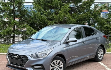Hyundai Solaris II рестайлинг, 2017 год, 1 135 000 рублей, 2 фотография