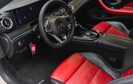 Mercedes-Benz E-Класс, 2017 год, 3 900 000 рублей, 23 фотография