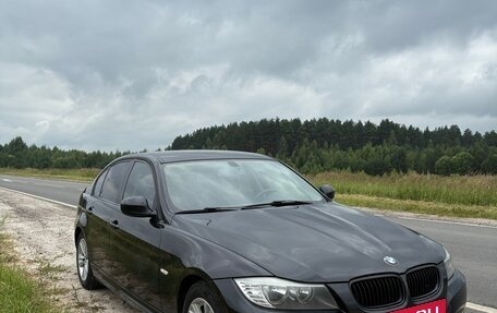 BMW 3 серия, 2010 год, 920 000 рублей, 4 фотография