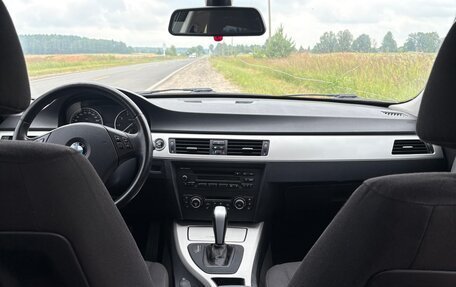 BMW 3 серия, 2010 год, 920 000 рублей, 14 фотография