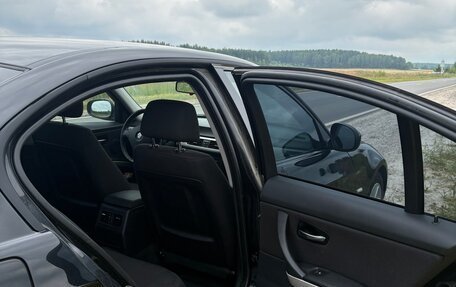 BMW 3 серия, 2010 год, 920 000 рублей, 12 фотография