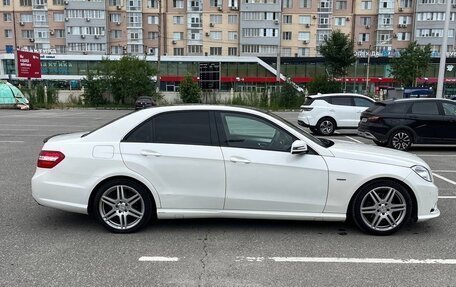 Mercedes-Benz E-Класс, 2011 год, 1 030 000 рублей, 3 фотография