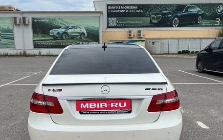 Mercedes-Benz E-Класс, 2011 год, 1 030 000 рублей, 2 фотография