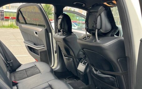 Mercedes-Benz E-Класс, 2011 год, 1 030 000 рублей, 9 фотография
