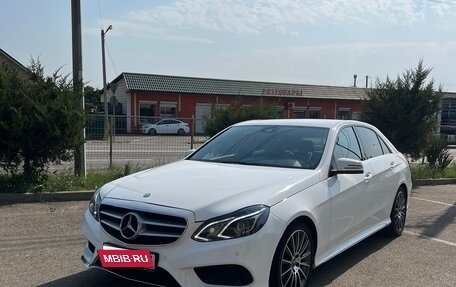 Mercedes-Benz E-Класс, 2015 год, 2 000 000 рублей, 4 фотография