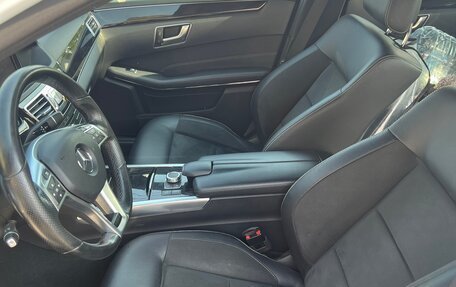 Mercedes-Benz E-Класс, 2015 год, 2 000 000 рублей, 12 фотография