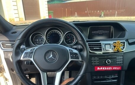 Mercedes-Benz E-Класс, 2015 год, 2 000 000 рублей, 13 фотография