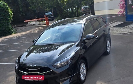 KIA cee'd III, 2021 год, 2 300 000 рублей, 3 фотография
