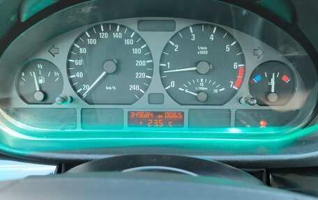 BMW 3 серия, 2002 год, 1 120 000 рублей, 17 фотография