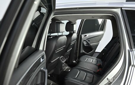 Volkswagen Tiguan II, 2019 год, 2 145 000 рублей, 13 фотография