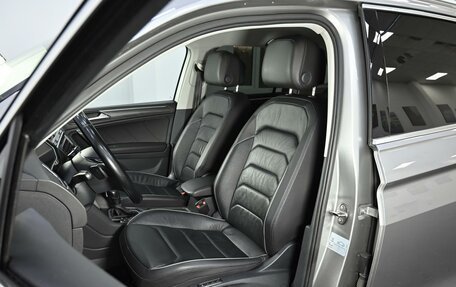 Volkswagen Tiguan II, 2019 год, 2 145 000 рублей, 11 фотография