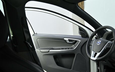 Volvo XC60 II, 2017 год, 2 065 000 рублей, 12 фотография