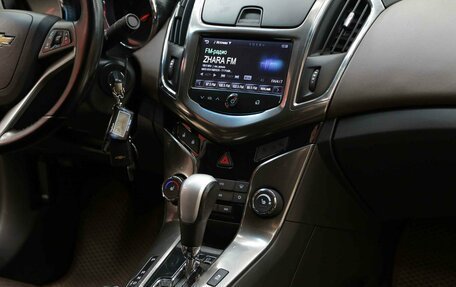Chevrolet Cruze II, 2014 год, 995 000 рублей, 11 фотография