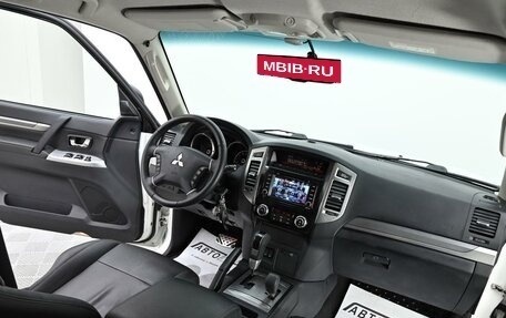 Mitsubishi Pajero IV, 2014 год, 2 215 000 рублей, 5 фотография