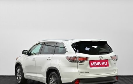 Toyota Highlander III, 2015 год, 2 625 000 рублей, 2 фотография
