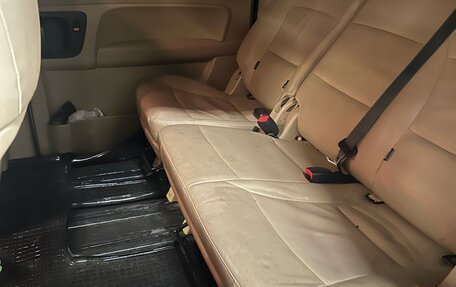 Hyundai H-1 II рестайлинг, 2016 год, 2 600 000 рублей, 10 фотография