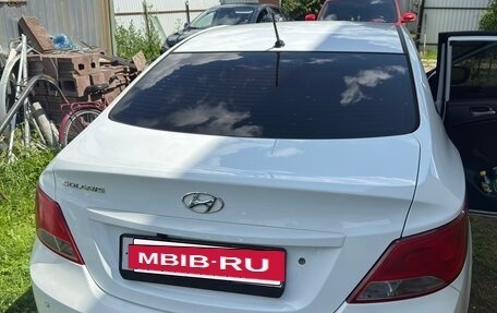 Hyundai Solaris II рестайлинг, 2016 год, 1 100 000 рублей, 3 фотография