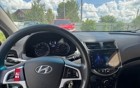 Hyundai Solaris II рестайлинг, 2016 год, 1 100 000 рублей, 10 фотография