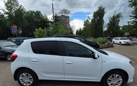 Renault Sandero II рестайлинг, 2014 год, 680 000 рублей, 10 фотография