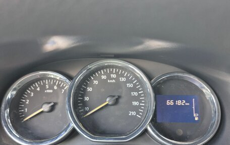 Renault Sandero II рестайлинг, 2014 год, 680 000 рублей, 14 фотография