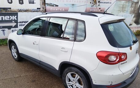 Volkswagen Tiguan I, 2011 год, 680 000 рублей, 5 фотография