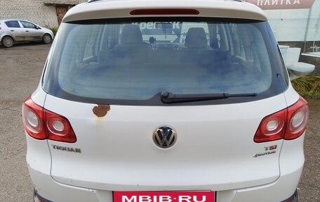 Volkswagen Tiguan I, 2011 год, 680 000 рублей, 4 фотография