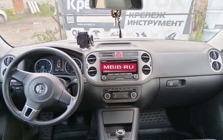 Volkswagen Tiguan I, 2011 год, 680 000 рублей, 15 фотография