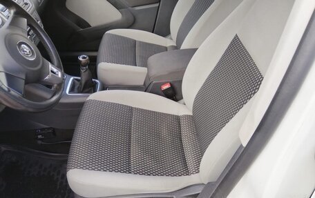 Volkswagen Tiguan I, 2011 год, 680 000 рублей, 24 фотография