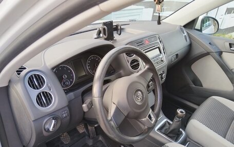 Volkswagen Tiguan I, 2011 год, 680 000 рублей, 25 фотография