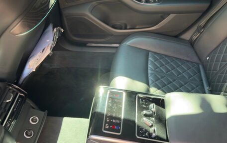 Audi A8, 2021 год, 7 200 000 рублей, 10 фотография