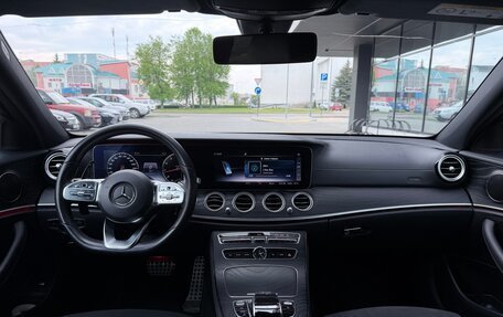 Mercedes-Benz E-Класс, 2019 год, 4 150 000 рублей, 10 фотография