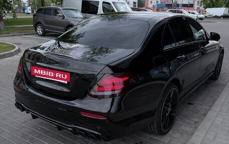Mercedes-Benz E-Класс, 2019 год, 4 150 000 рублей, 5 фотография