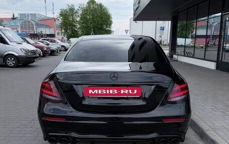 Mercedes-Benz E-Класс, 2019 год, 4 150 000 рублей, 6 фотография