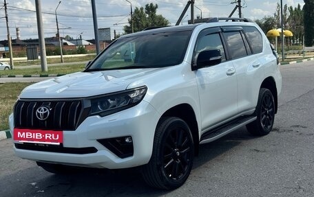 Toyota Land Cruiser Prado 150 рестайлинг 2, 2020 год, 7 600 000 рублей, 2 фотография