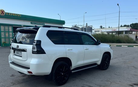 Toyota Land Cruiser Prado 150 рестайлинг 2, 2020 год, 7 600 000 рублей, 9 фотография
