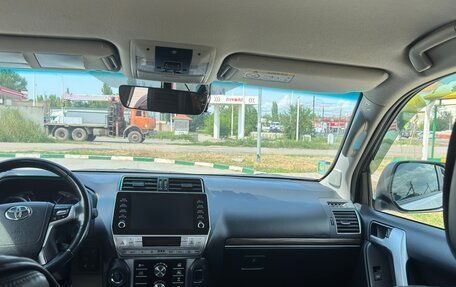 Toyota Land Cruiser Prado 150 рестайлинг 2, 2020 год, 7 600 000 рублей, 15 фотография