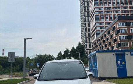 Toyota Esquire I, 2018 год, 2 700 000 рублей, 2 фотография