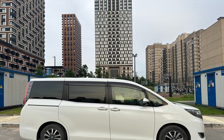 Toyota Esquire I, 2018 год, 2 700 000 рублей, 8 фотография
