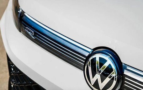 Volkswagen Tiguan, 2026 год, 5 575 000 рублей, 2 фотография