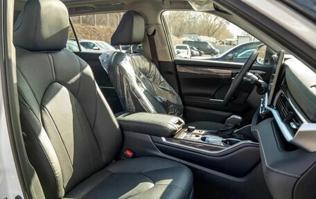 Toyota Highlander, 2026 год, 5 075 000 рублей, 24 фотография