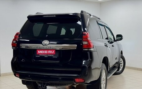 Toyota Land Cruiser Prado 150 рестайлинг 2, 2016 год, 3 770 000 рублей, 6 фотография