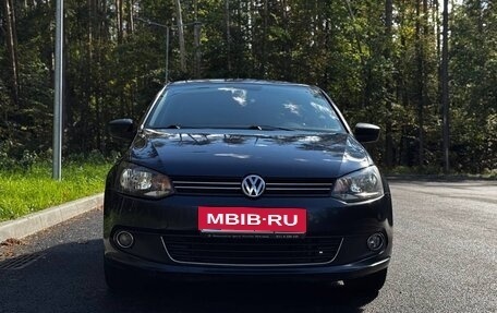 Volkswagen Polo VI (EU Market), 2014 год, 800 000 рублей, 1 фотография