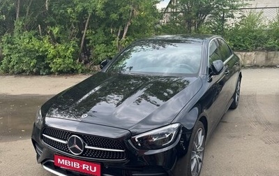 Mercedes-Benz E-Класс, 2022 год, 4 500 000 рублей, 1 фотография
