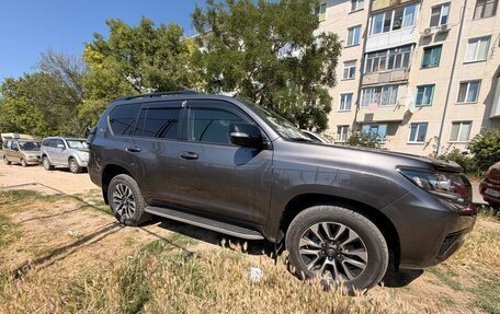 Toyota Land Cruiser Prado 150 рестайлинг 2, 2021 год, 6 550 000 рублей, 4 фотография