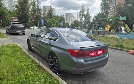 BMW 5 серия, 2018 год, 2 000 000 рублей, 3 фотография