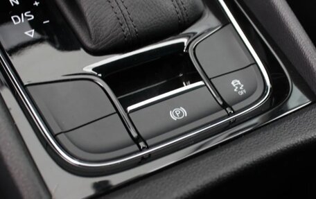 Skoda Karoq I, 2021 год, 2 200 000 рублей, 25 фотография