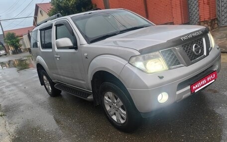 Nissan Pathfinder, 2005 год, 1 150 000 рублей, 2 фотография