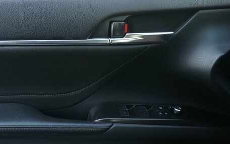 Toyota Camry, 2022 год, 2 741 000 рублей, 9 фотография