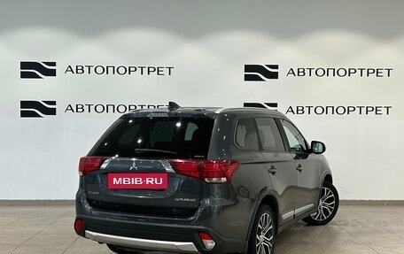 Mitsubishi Outlander III рестайлинг 3, 2017 год, 1 599 000 рублей, 7 фотография
