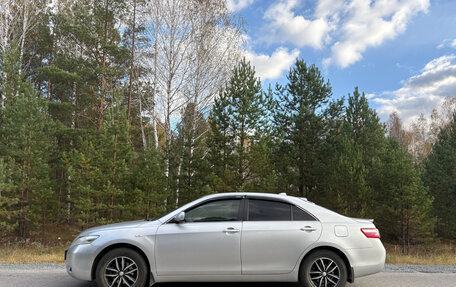 Toyota Camry, 2006 год, 680 000 рублей, 2 фотография